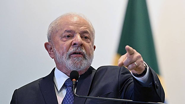 Lula da Silva, ha calificado la visita a Brasilia de su homólogo venezolano, Nicolás Maduro, de «histórica» y ha lamentado que la «ignorancia» haya estado lastrando estos años las relaciones de ambos países, en favor de un «impostor» como el opositor Juan Guaidó