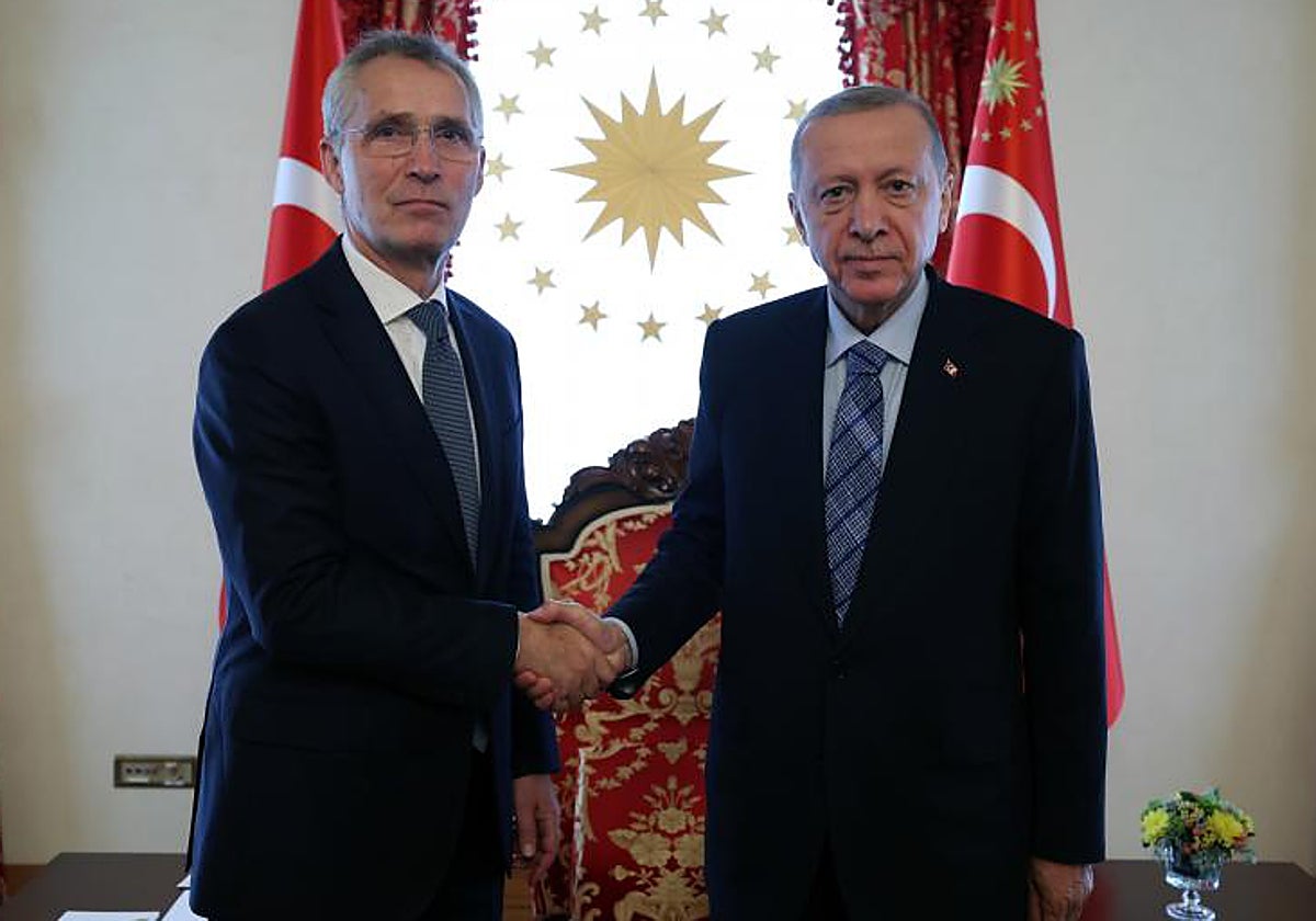 Erdogan con Stoltenberg en Ankara