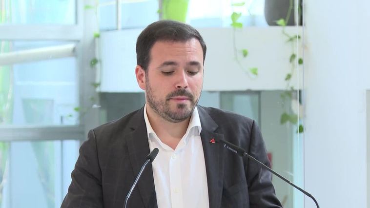 Garzón pide a los partidos volcarse en Sumar y defiende que renovar cargos es sano