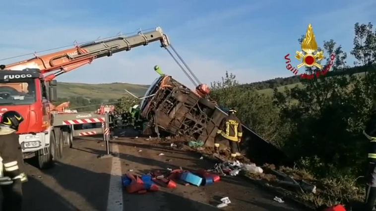 Muere una persona en un accidente de tráfico múltiple en el sur de Italia