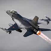 Un avión privado se estrella tras sobrevolar Washington y ser interceptado por un caza F-16