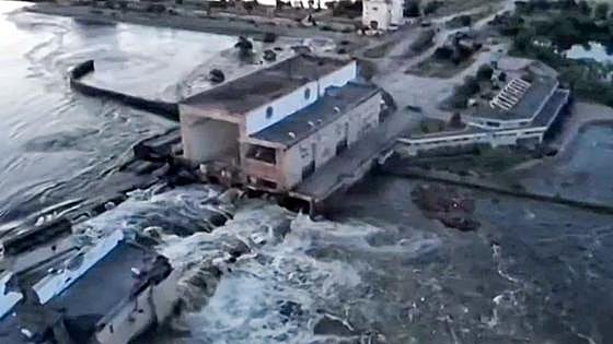 Así avanza el agua hacia Jersón y el sur de Ucrania tras la destrucción de la presa de Kajovka