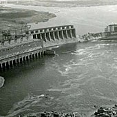 El agua como arma de guerra: Stalin ya voló en 1941 la presa de Zaporiyia