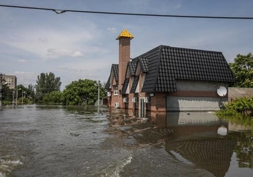 La explosión de la presa Nueva Kajovka seca el estratégico Canal de Crimea