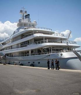 Imagen secundaria 2 - Llegada de los migrantes al puerto. 