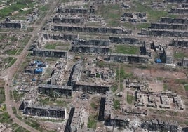 Desoladoras imágenes de Bajmut, convertida en una ciudad fantasma