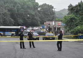 Al menos tres muertos y cinco heridos en un tiroteo en EE.UU.