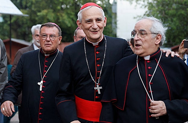El enviado del Papa Francisco y presidente de la Conferencia Episcopal Italiana, luego de una misa en la Catedral de la Inmaculada Concepción en Moscú, Rusia, el 29 de junio