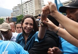«Ni María Corina Machado ni nadie puede ser inhabilitado administrativamente»