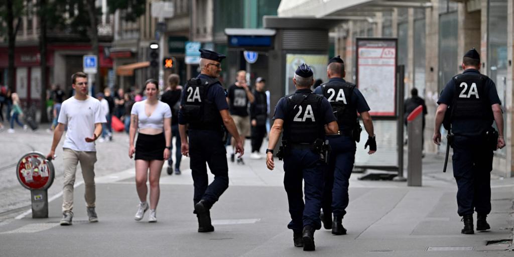 Primera manifestación de extrema derecha en Francia “en defensa de la identidad nacional”