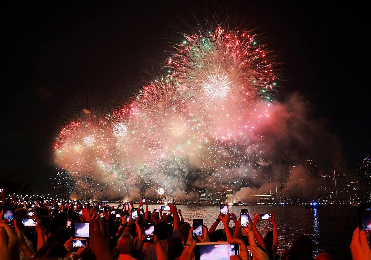 Fuegos artificiales por el 4 de Julio en Nueva Yokr