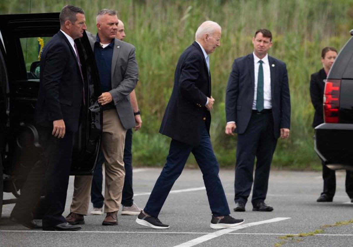 El presidente de Estado Unidos, Joe Biden, iniciando su viaje a la Cumbre de la OTAN