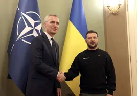 Zelenski, contrariado de camino a Vilna: «No hay disposición ni para invitar a Ucrania a la OTAN ni para convertirla en miembro de la Alianza»