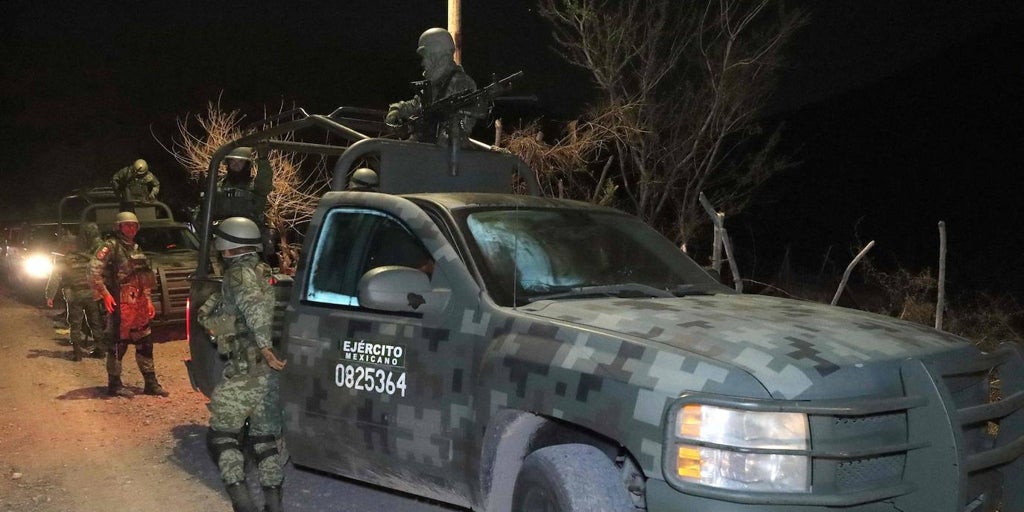 Un ataque con explosivos deja a seis policías muertos y 12 hereidos en Jalisco, México