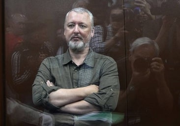 Putin reacciona con represión contra sus afines críticos con la marcha de la guerra en Ucrania