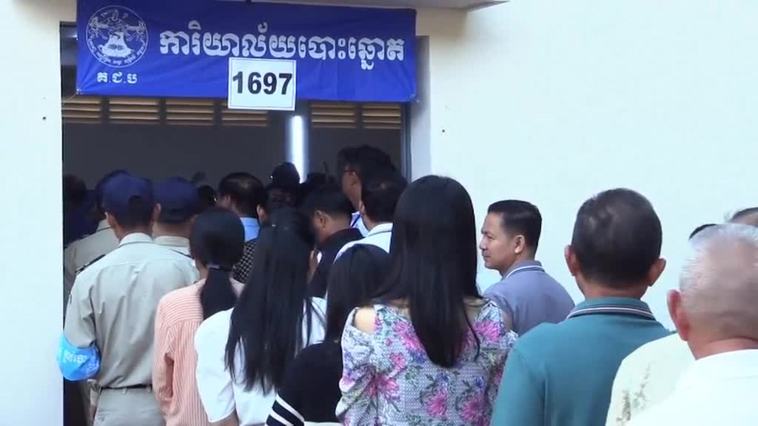 Camboya despierta en una jornada electoral con Hun Sen como claro favorito