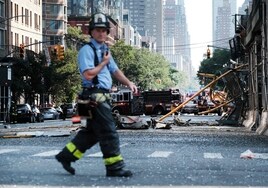Al menos seis heridos al caer el brazo de una grúa en Manhattan