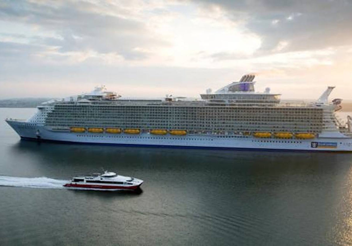 Fotografía referencial de un crucero de la compañía Roya Caribbean