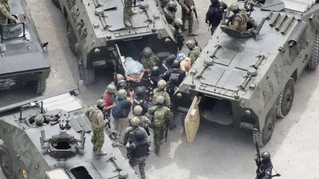 Las fuerzas armadas trasladan de cárcel a Fito, líder de Los Choneros