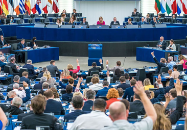 La UE, reacia a admitir como lenguas oficiales el euskera, catalán y gallego