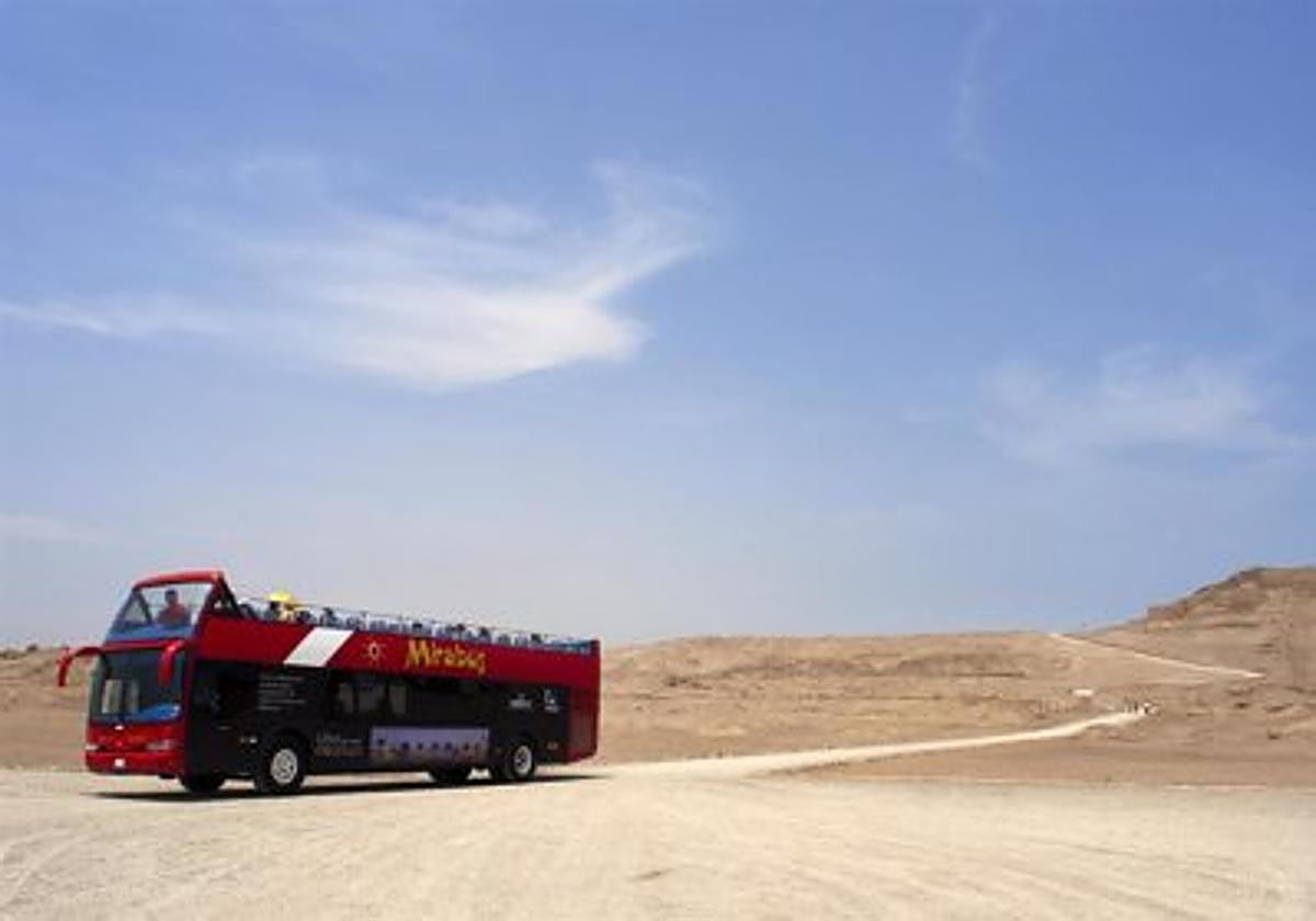 Imagen de archivo de un autobús en Perú