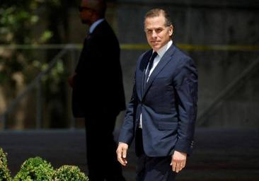 El hijo de Biden denuncia a Rudy Giuliani por el robo y la difusión de datos de su ordenador