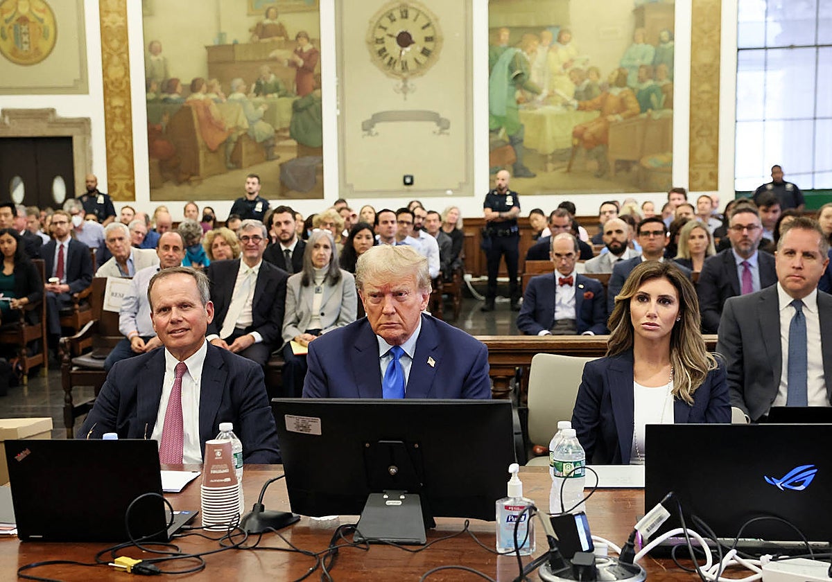 Trump llega a la Corte de Nueva York