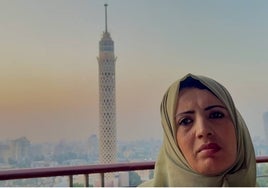 Una palestina que quiere reunirse con su familia en Gaza: «No defiendo a Hamás, pero tenemos derecho a defendernos»