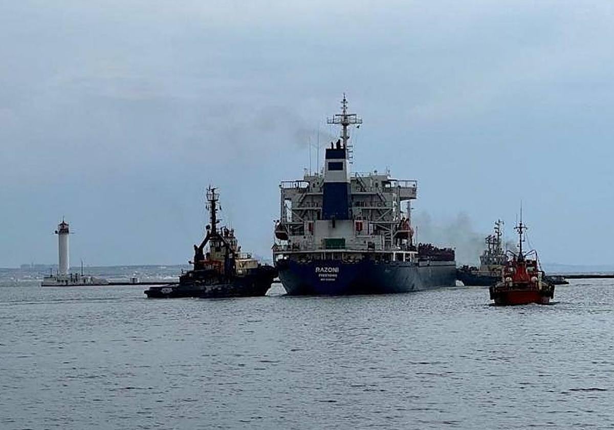 Imagen de archivo de un carguero