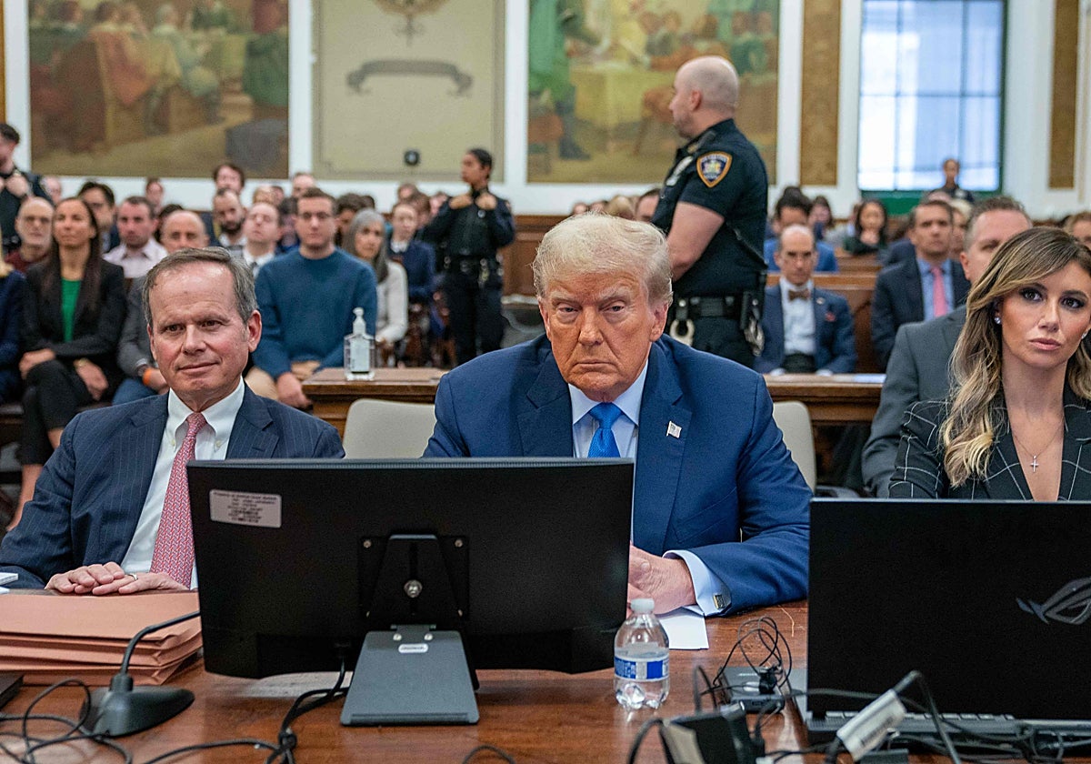El expresidente Trump, este lunes ante la corte de Nueva York