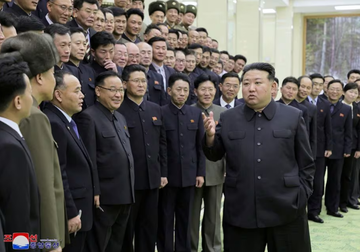 Kim Jong-un analiza imágenes de Seúl y bases estadounidenses como Pearl Harbour gracias a su nuevo satélite espía