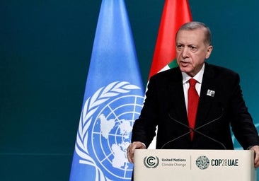 Erdogan visita Atenas tras el deshielo diplomático de los últimos meses