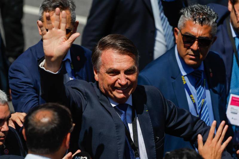 Jair Bolsonaro llega a la toma de posesión de Milei