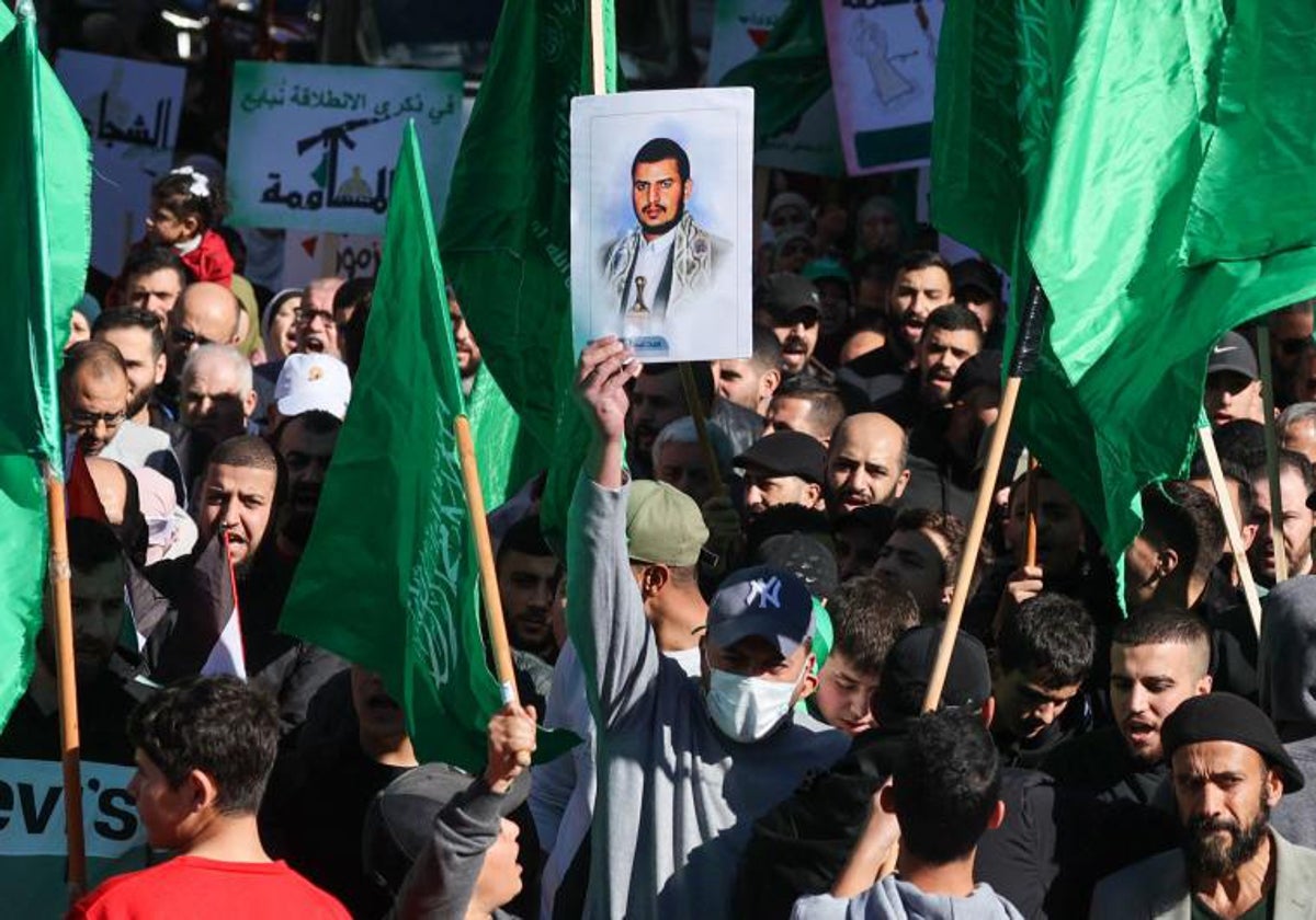 Los manifiestos del grupo palestino Hamás y el testimonio del líder rebelde Abdul Malik al-Houthi
