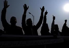 Irán y Pakistán amagan con desatar una crisis regional