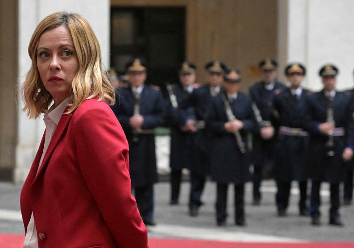 La primera ministra italiana, Giorgia Meloni, en el palacio Chigi