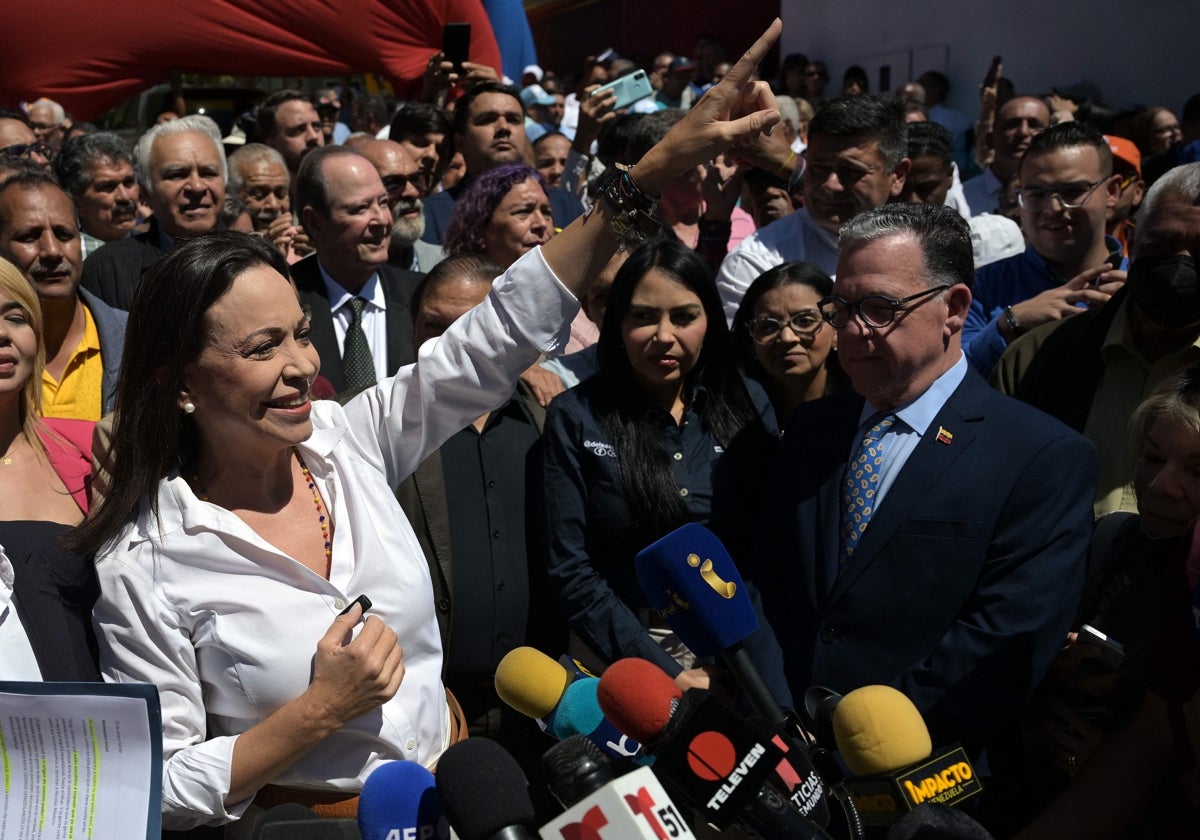 María Corina Machado, este lunes durante la rueda de prensa en Caracas