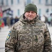 Valeri Zaluzhni, el héroe de la defensa de Kiev que Zelenski quiere apartar de la cúpula militar