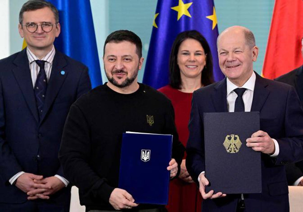 Zelenski y Scholz, la mañana del viernes en la cancillería de Berlín