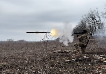 Un envejecido y agotado ejército de Ucrania acelera la preparación de soldados para frenar a Rusia