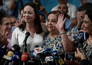 La oposición venezolana exige al régimen de Maduro prorrogar tres días la postulación de candidatos