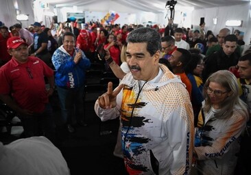 Maduro divide de nuevo a la oposición en vísperas de las elecciones