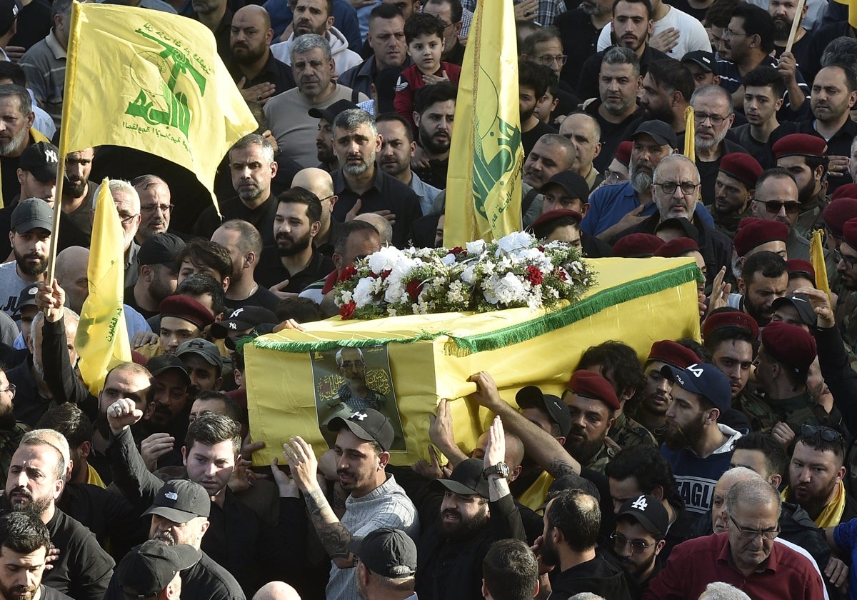 Funeral del combatiente de Hezbolá en Beirut