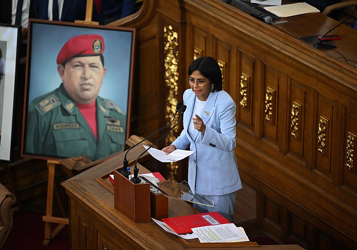 La vicepresidenta Delcy Rodríguez durante la sesión en la que se aprobó la ley contra el fascismo