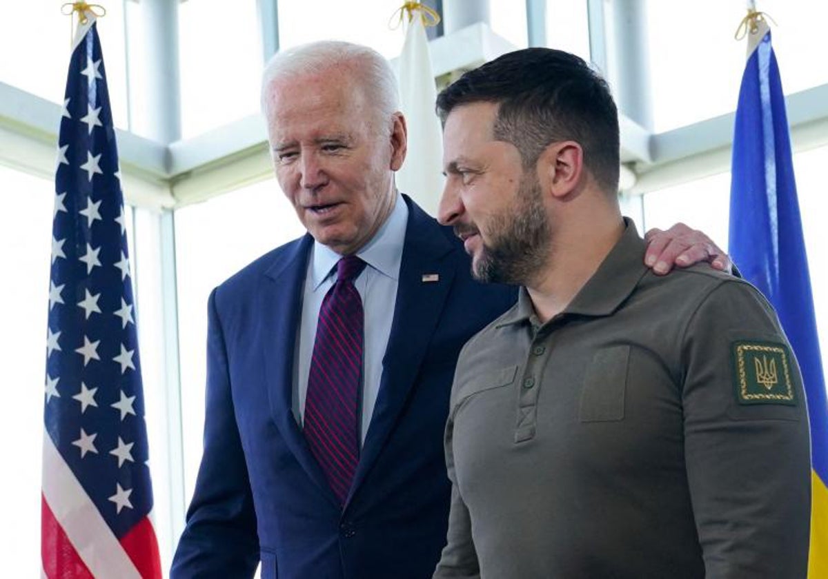 Joe Biden y Volodímir Zelenski durante la Cumbre del G7 en Hiroshima en mayo de 2023