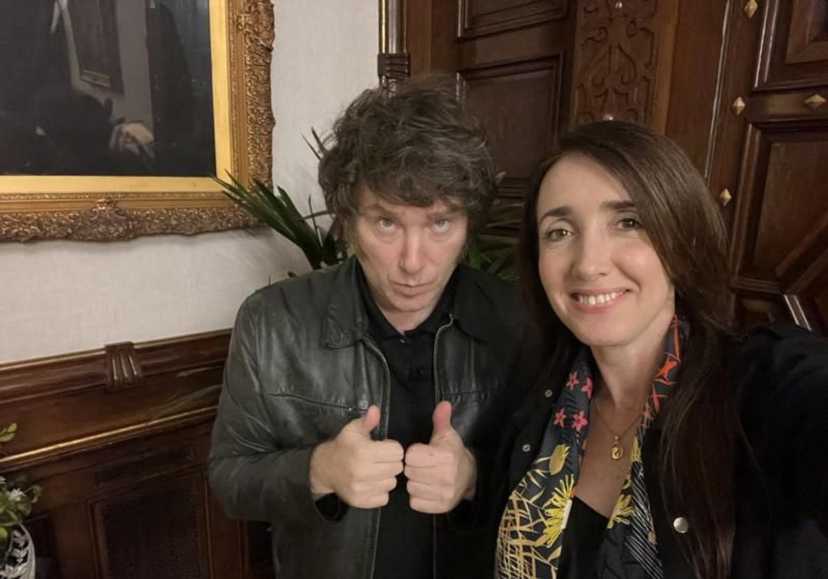 El presidente argentino Javier Milei junto a su vicepresidenta, Victoria Villarruel