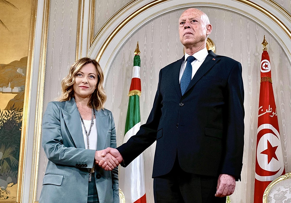 La UE aprueba un pacto que permite a los países pagar por rechazar inmigrantes