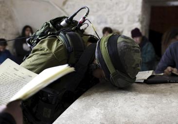 Netanyahu defiende su batallón de ultraortodoxos que EE.UU. investiga por violaciones a los DD.HH.