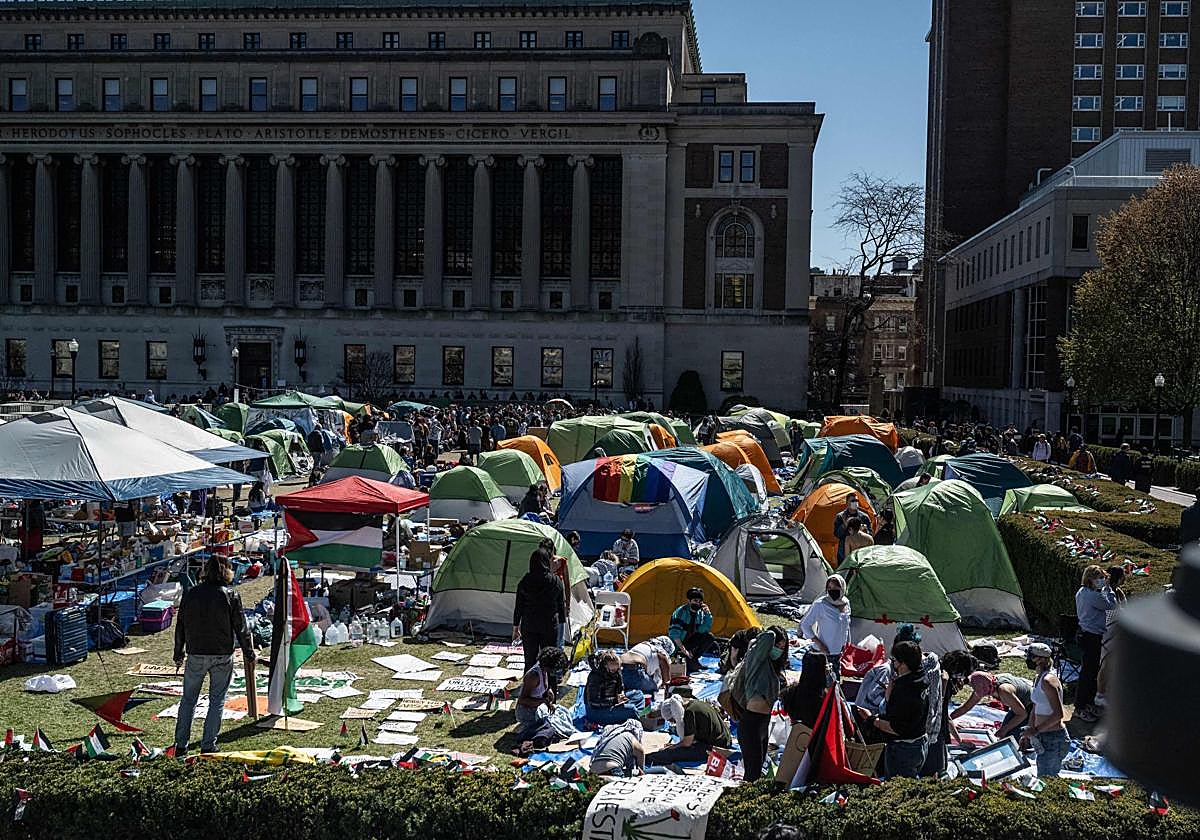 Continúan las protestas pro-palestinas en la Universidad de Columbia en la ciudad de Nueva York
