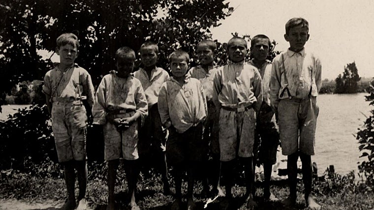 Niños aborígenes en Kinchela